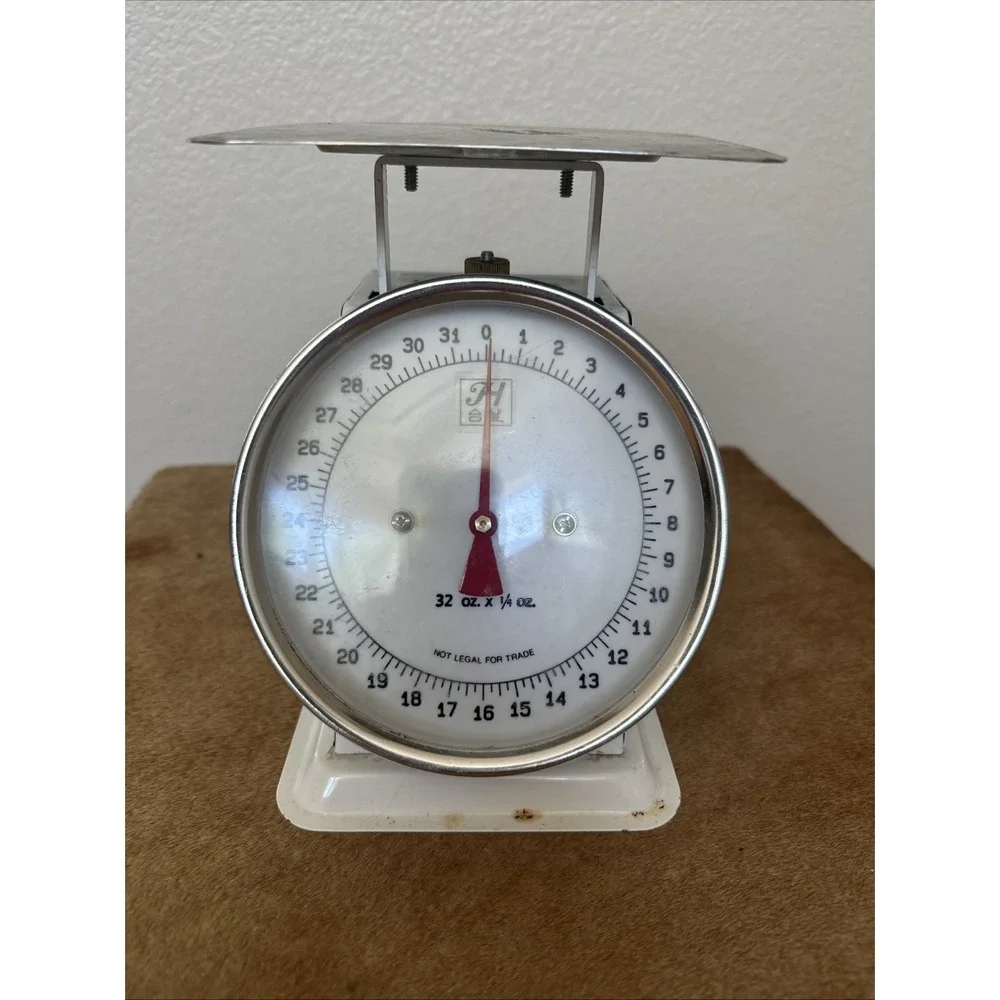 Vintage Hanson Model 2000 Kitchen Utility Scale 25 lb. White‎ Metal Made in USA
